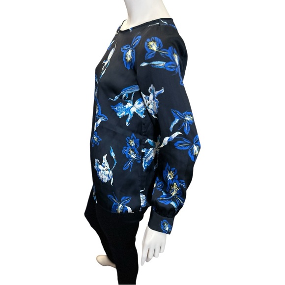NWT Banana Republic Size Small Floral Blouse Navy Iris Print - Picture 5 of 12
